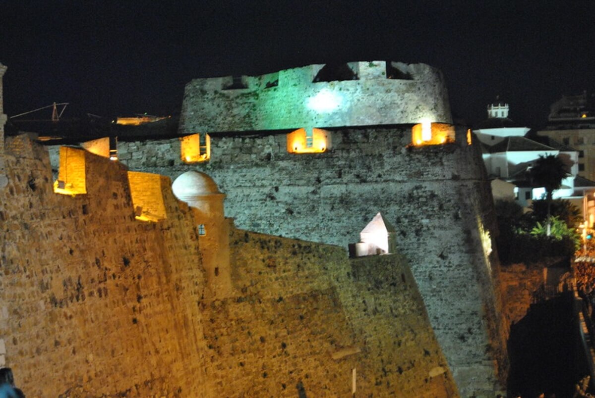 Murallas Reales: un lugar para ver en Ceuta.