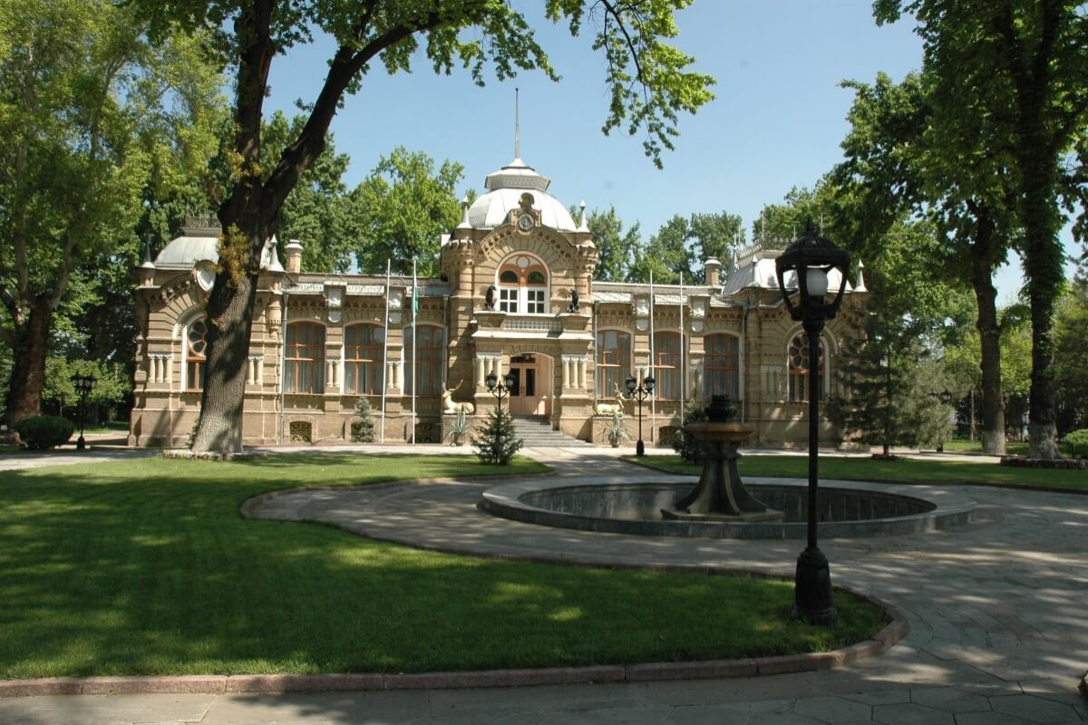 Palacio Rmanov, en Tashkent